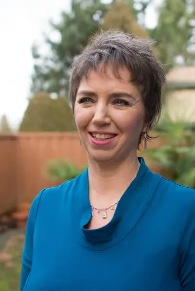 Jessie Sutherland - Director of Intercultural Strategies Jessie Sutherland - Director of Intercultural Strategies